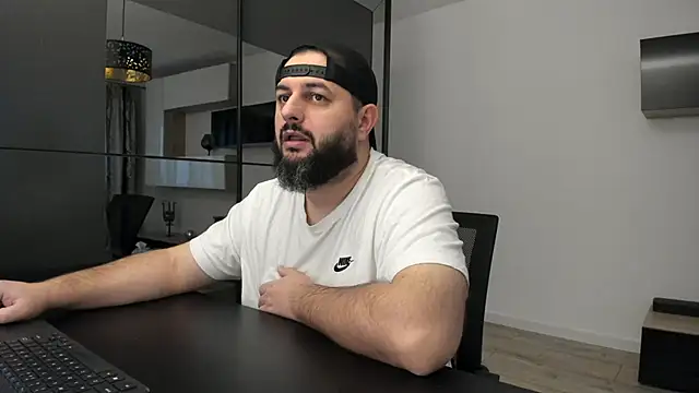 DravenPeak online show from November 2025 05:10:02 AM