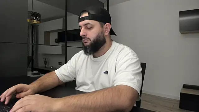 DravenPeak online show from November 2025 01:59:02 AM