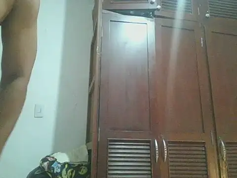 Snapshot of Jota_Alejand chatting on December 2025 06:46:02 PM Jota Alejand online show from December 2025 06:46:02 PM