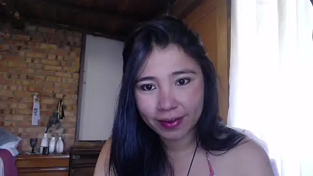 Snapshot of magiadeisis chatting on October 2025 02:07:01 PM magiadeisis online show from October 2025 02:07:01 PM