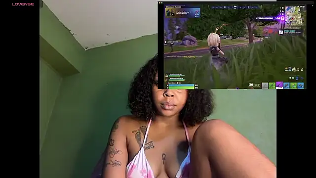 Snapshot of Liaprettygirl chatting on April 2026 01:41:01 PM Liaprettygirl online show from April 2026 01:41:01 PM