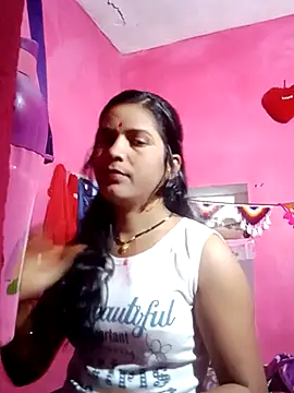 Snapshot of Mohini-xx chatting on December 2025 11:32:01 PM Mohini-xx online show from December 2025 11:32:01 PM