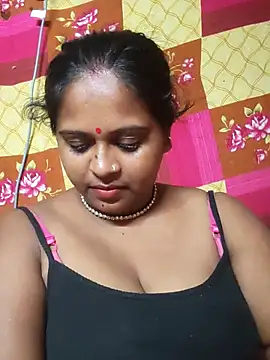 Hot-Show2 online show from September 2025 03:56:02 PM