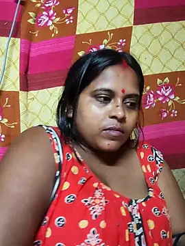 Hot-Show2 online show from October 2025 04:06:02 PM