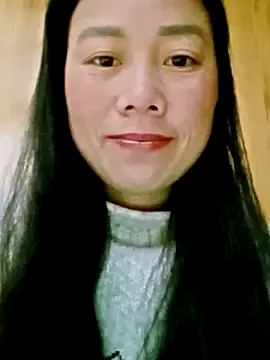 LyyChac online show from November 2025 10:01:02 PM