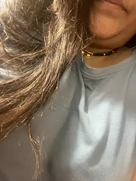 Snapshot of indian-hotmilfs chatting on October 2025 01:45:02 PM indian-hotmilfs online show from October 2025 01:45:02 PM