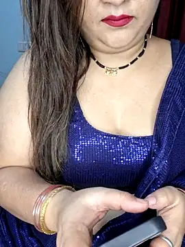 Snapshot of indian-hotmilfs chatting on November 2025 11:03:01 PM indian-hotmilfs online show from November 2025 11:03:01 PM
