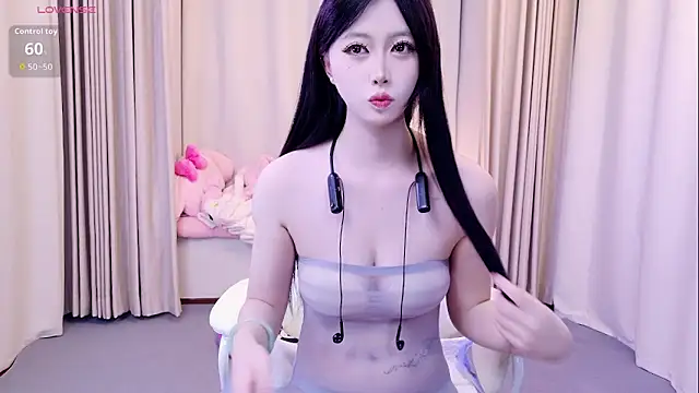 niannian18 online show from November 2025 10:14:01 AM