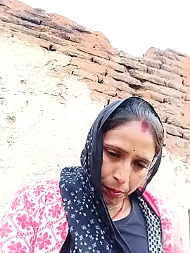 Snapshot of Arti13A chatting on February 2026 01:53:01 AM Arti13A online show from February 2026 01:53:01 AM