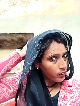 Snapshot of Arti13A chatting on February 2026 01:48:01 AM Arti13A online show from February 2026 01:48:01 AM