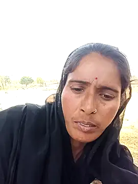 Snapshot of Arti13A chatting on April 2026 05:33:02 AM Arti13A online show from April 2026 05:33:02 AM