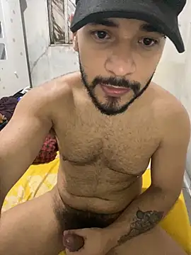 Snapshot of spiderfindom chatting on September 2025 05:22:02 AM spiderfindom online show from September 2025 05:22:02 AM