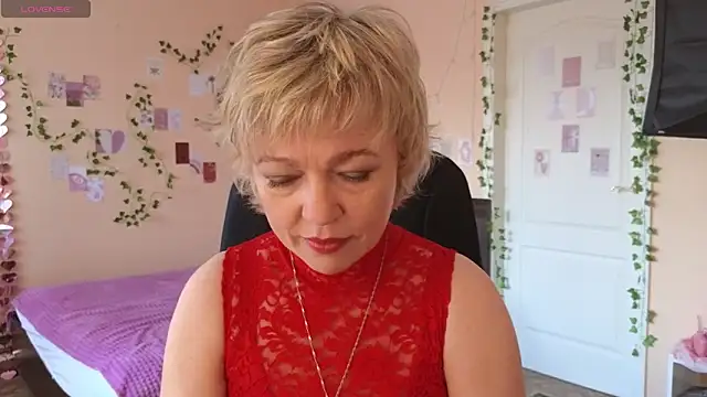 Snapshot of Rosette_Pricky chatting on April 2026 02:08:02 PM Rosette Pricky online show from April 2026 02:08:02 PM