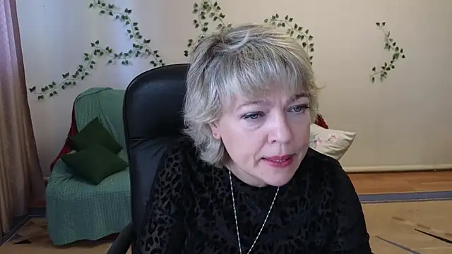 Snapshot of Rosette_Pricky chatting on May 2026 02:37:01 PM Rosette Pricky online show from May 2026 02:37:01 PM