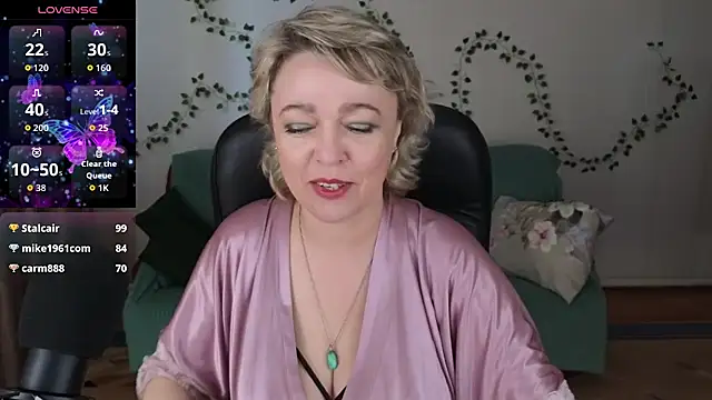Snapshot of Rosette_Pricky chatting on July 2026 02:30:01 PM Rosette Pricky online show from July 2026 02:30:01 PM