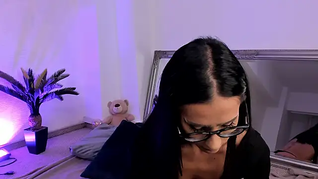 ChloeObril online show from September 2025 03:30:01 AM