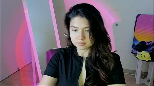 Sandra Curly online show from December 2025 07:29:02 PM