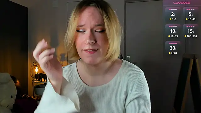 Amanda Butlerr online show from November 2025 09:53:02 AM