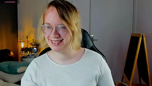 Amanda Butlerr online show from November 2025 08:31:01 PM