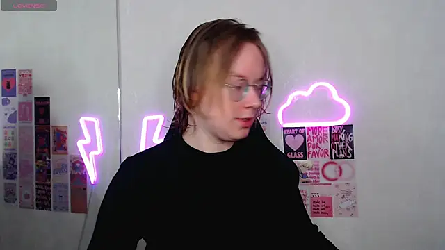 Amanda Butlerr online show from April 2026 10:31:01 AM