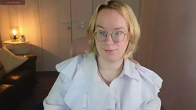 Amanda Butlerr online show from July 2026 01:50:01 PM