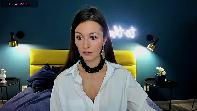 Joan Nelson online show from September 2025 01:28:02 AM