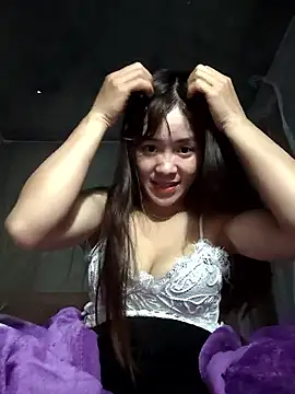 TinTim02 online show from April 2026 10:40:02 PM