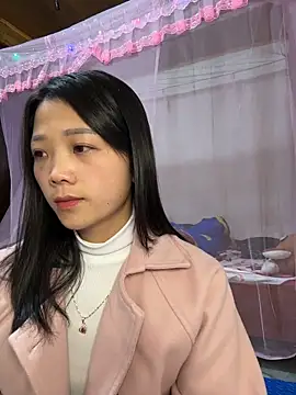 thaoyeuuu online show from December 2025 06:52:01 AM