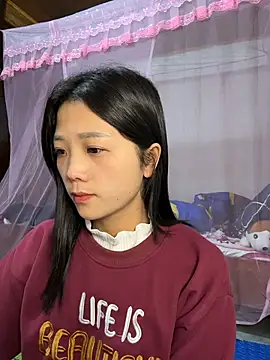 thaoyeuuu online show from December 2025 02:02:02 PM