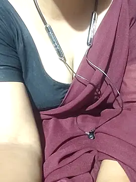 Snapshot of telugu-juliet chatting on April 2026 06:35:01 PM telugu-juliet online show from April 2026 06:35:01 PM