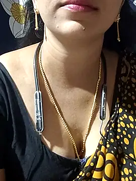 Snapshot of telugu-juliet chatting on April 2026 05:14:02 PM telugu-juliet online show from April 2026 05:14:02 PM