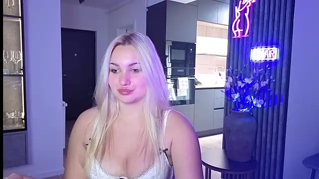 Snapshot of adrelaxina chatting on October 2025 07:15:01 PM adrelaxina online show from October 2025 07:15:01 PM