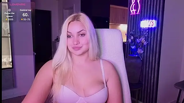 Snapshot of adrelaxina chatting on December 2025 03:54:01 PM adrelaxina online show from December 2025 03:54:01 PM