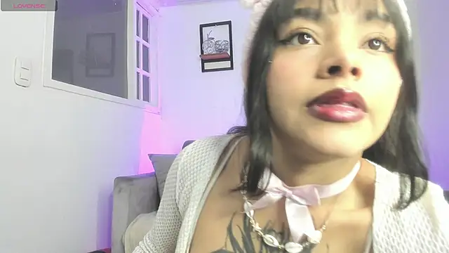 Snapshot of Mia_zafir chatting on September 2025 05:16:02 PM Mia zafir online show from September 2025 05:16:02 PM