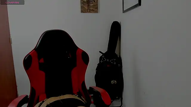 lilitth777 online show from November 2025 08:51:01 PM