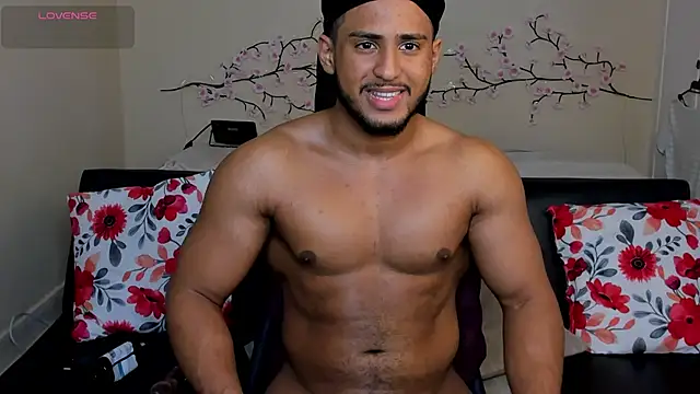 Snapshot of zarek_lux chatting on July 2026 11:12:01 AM zarek lux online show from July 2026 11:12:01 AM