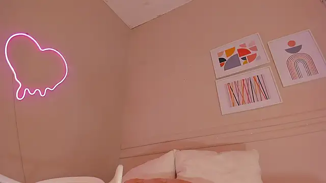  aleja x online show from September 2025 11:43:01 AM