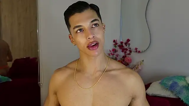 Snapshot of Troye_Williams chatting on March 2026 11:25:02 AM Troye Williams online show from March 2026 11:25:02 AM