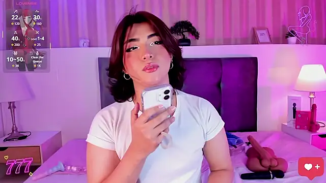 Snapshot of Creamy_Angelo chatting on July 2026 10:21:02 AM Creamy Angelo online show from July 2026 10:21:02 AM