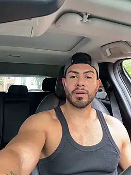 ZarekFox online show from September 2025 07:03:02 PM