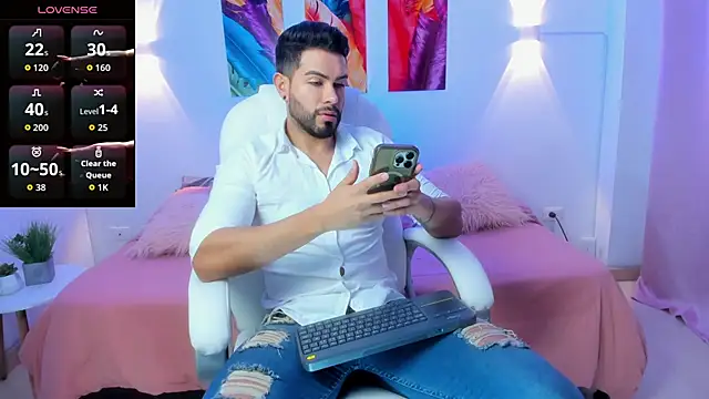 ZarekFox online show from October 2025 01:31:02 PM