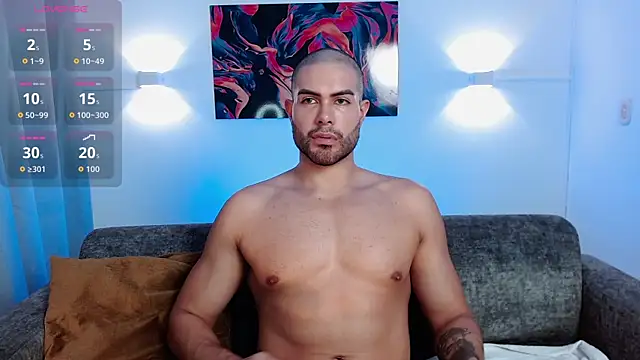 ZarekFox online show from November 2025 07:25:02 PM