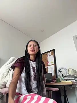 Snapshot of Victoria_alson chatting on April 2026 01:19:01 PM Victoria alson online show from April 2026 01:19:01 PM