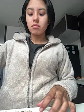 Victoria alson online show from July 2026 02:01:02 PM