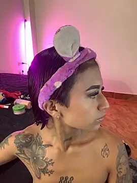 Dirty isabella18 online show from October 2025 07:58:01 PM