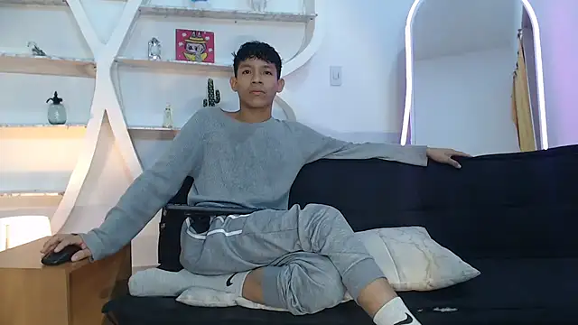 BEAUTY BOYS1 online show from October 2025 06:33:01 AM