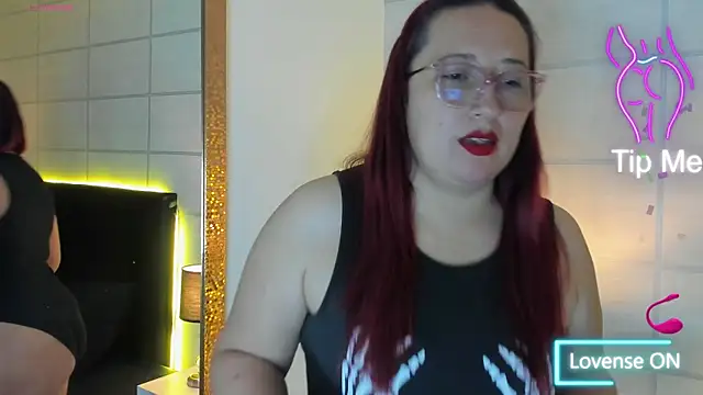 Snapshot of fieryluciana chatting on October 2025 04:20:02 AM fieryluciana online show from October 2025 04:20:02 AM