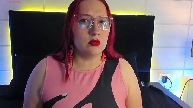 Snapshot of fieryluciana chatting on October 2025 04:04:01 AM fieryluciana online show from October 2025 04:04:01 AM