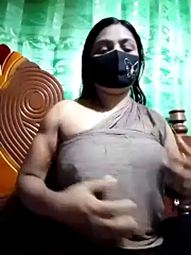 Snapshot of Mistompa24 chatting on October 2025 06:03:01 AM Mistompa24 online show from October 2025 06:03:01 AM