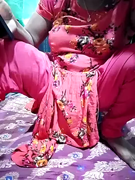 Snapshot of Mistompa24 chatting on November 2025 02:50:02 PM Mistompa24 online show from November 2025 02:50:02 PM